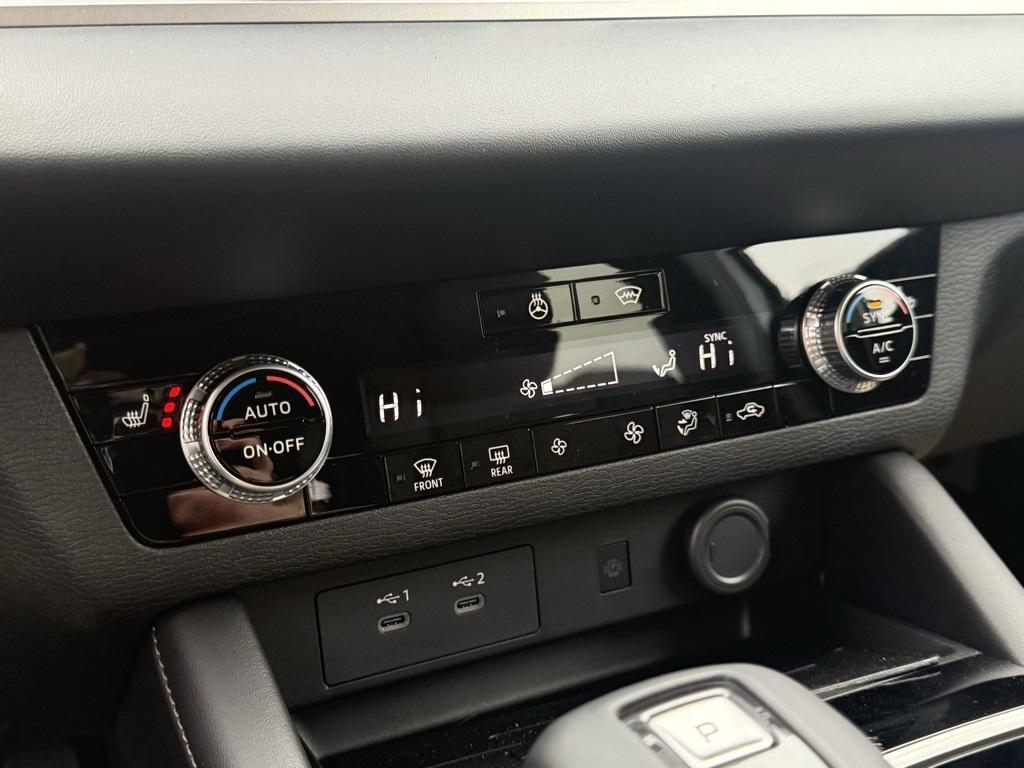 new 2026 Mitsubishi Outlander car, priced at $42,835