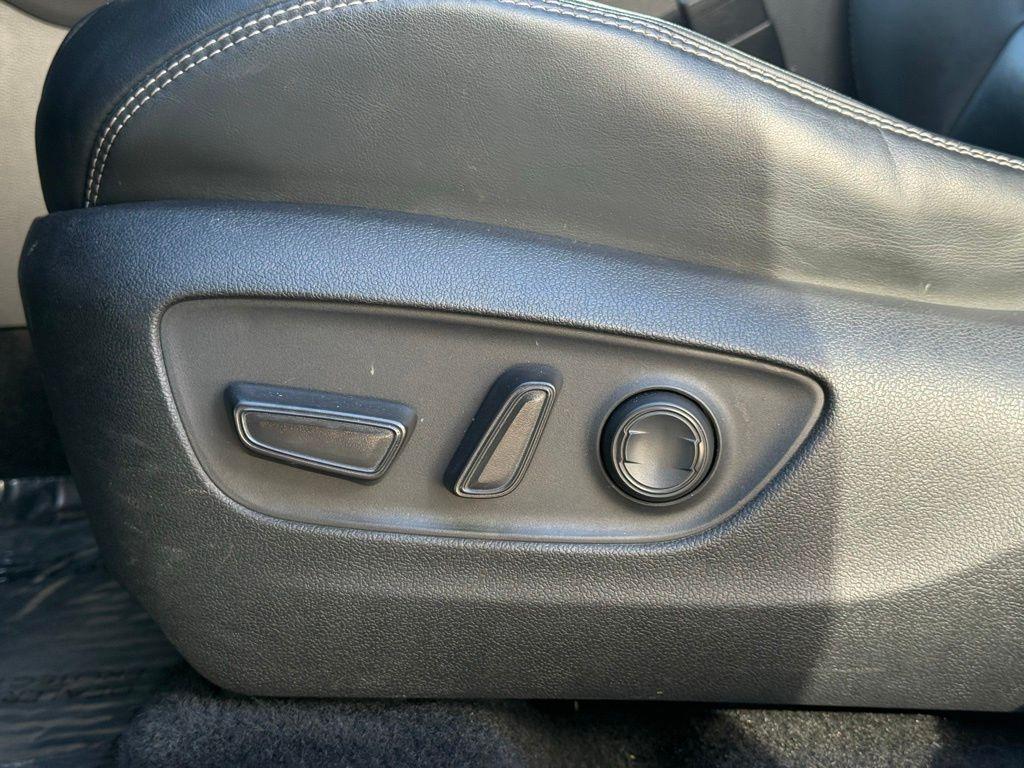 used 2021 Toyota RAV4 car, priced at $22,600