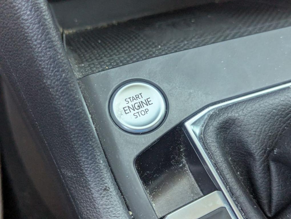 used 2022 Volkswagen Taos car, priced at $20,077