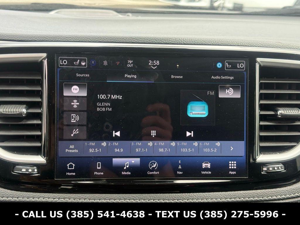 used 2024 Chrysler Pacifica Hybrid car, priced at $29,084