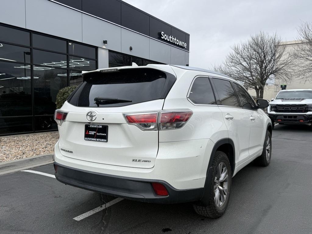 used 2015 Toyota Highlander car, priced at $15,588