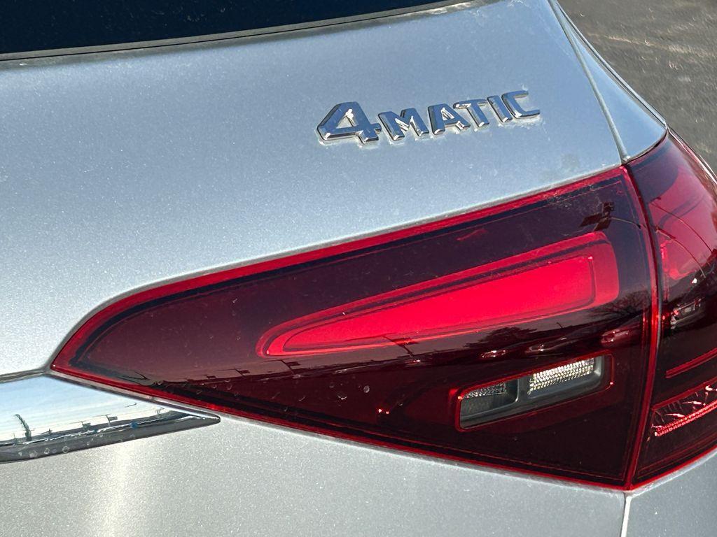 used 2024 Mercedes-Benz GLE 450 car, priced at $54,588