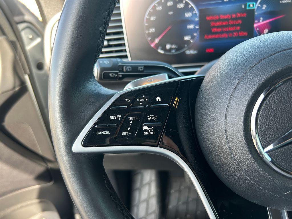 used 2024 Mercedes-Benz GLE 450 car, priced at $54,588