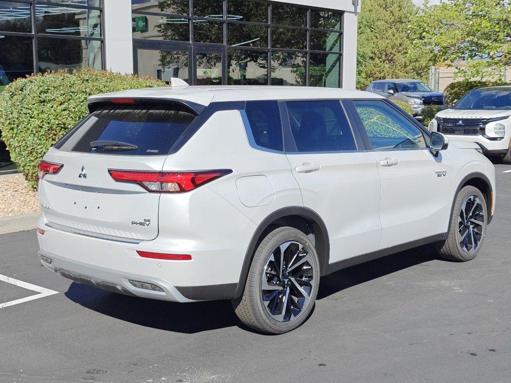 new 2025 Mitsubishi Outlander PHEV car, priced at $39,549