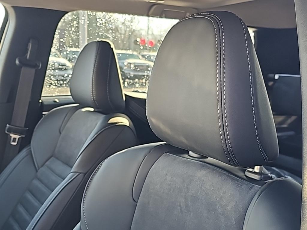 new 2025 Mitsubishi Outlander PHEV car, priced at $40,870