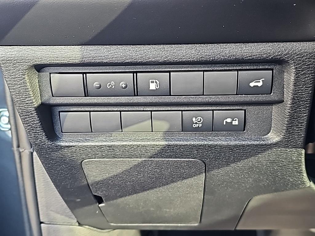 new 2025 Mitsubishi Outlander PHEV car, priced at $40,870