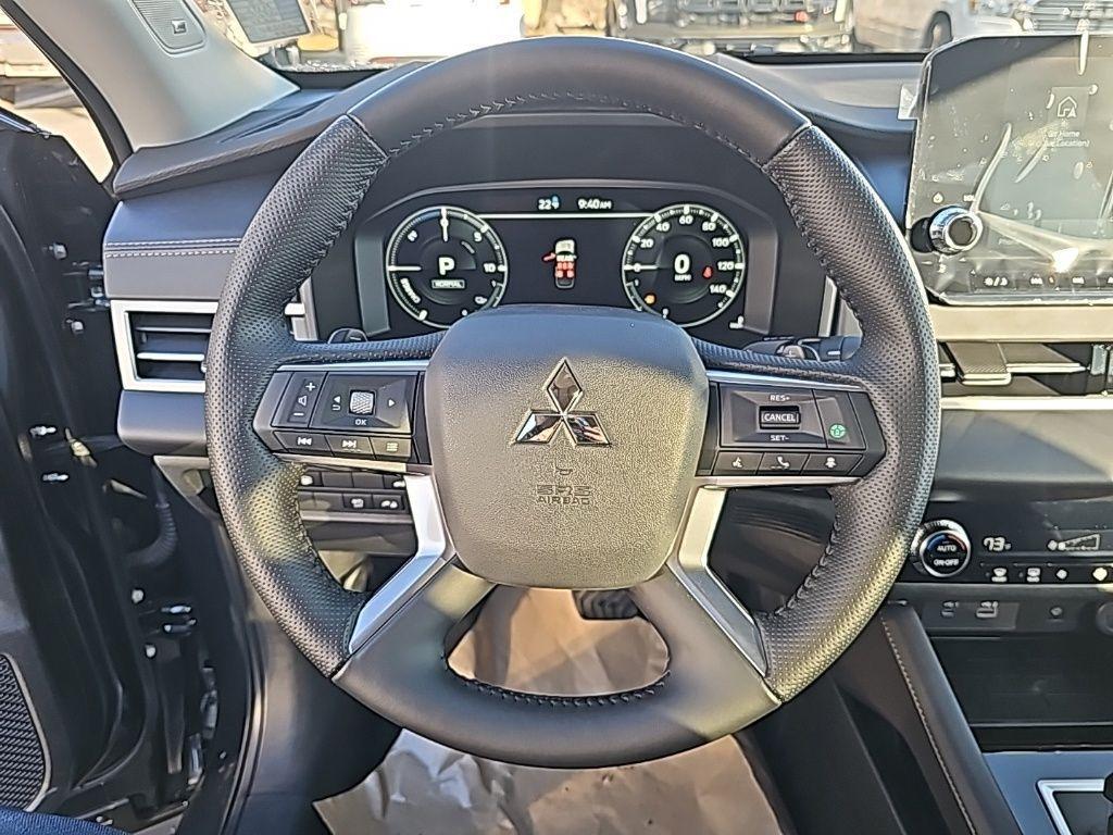 new 2025 Mitsubishi Outlander PHEV car, priced at $40,459