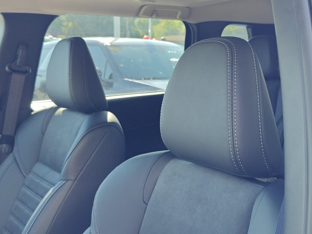 new 2025 Mitsubishi Outlander PHEV car, priced at $41,550