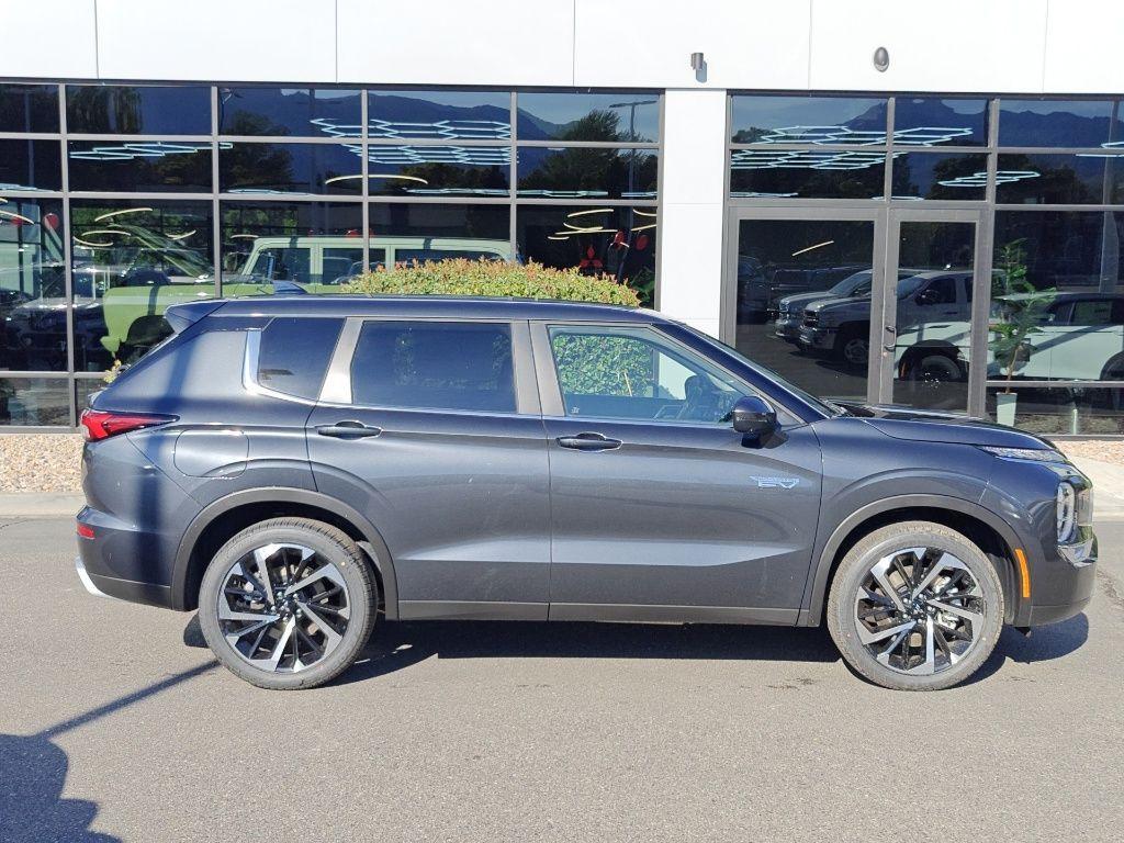 new 2025 Mitsubishi Outlander PHEV car, priced at $40,728