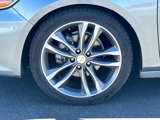 used 2025 Chevrolet Malibu car, priced at $20,864