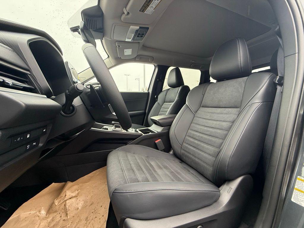 used 2025 Mitsubishi Outlander PHEV car, priced at $39,995