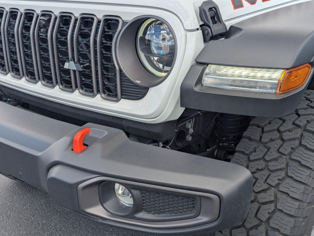 used 2024 Jeep Gladiator car, priced at $44,527
