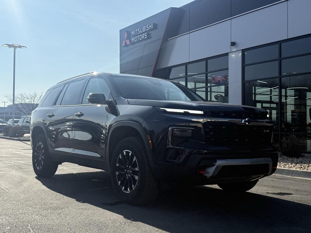 used 2025 Chevrolet Traverse car, priced at $49,288