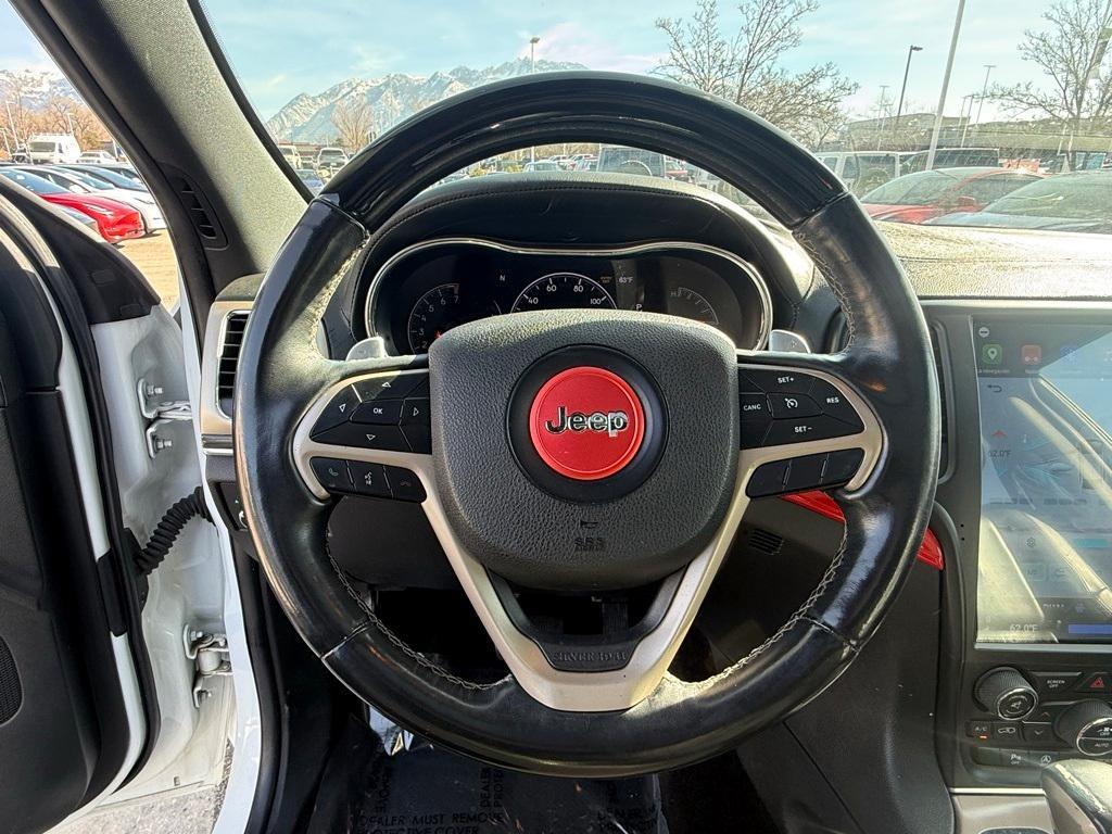 used 2017 Jeep Grand Cherokee car, priced at $17,895