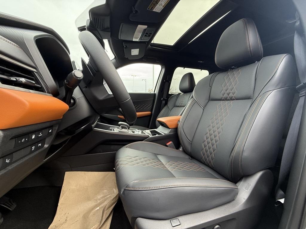 used 2025 Mitsubishi Outlander PHEV car, priced at $39,950