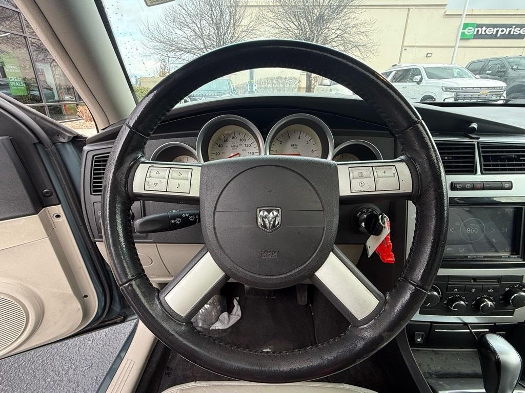 used 2006 Dodge Magnum car, priced at $5,188