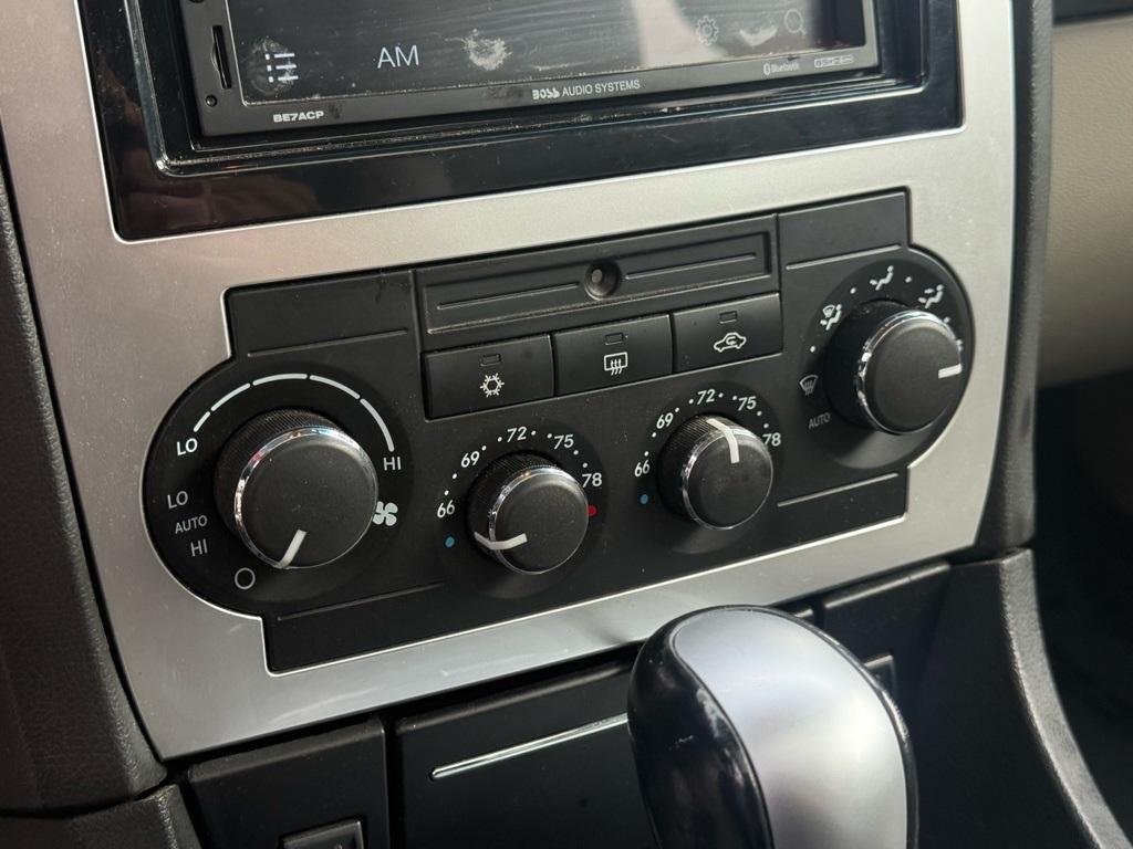 used 2006 Dodge Magnum car, priced at $5,188