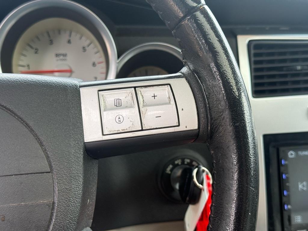 used 2006 Dodge Magnum car, priced at $5,188