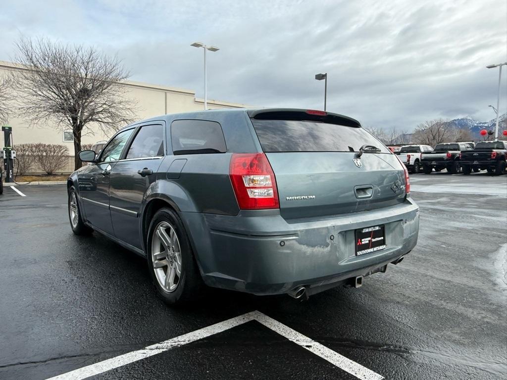 used 2006 Dodge Magnum car, priced at $5,188