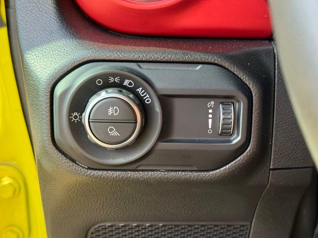used 2023 Jeep Gladiator car, priced at $43,173