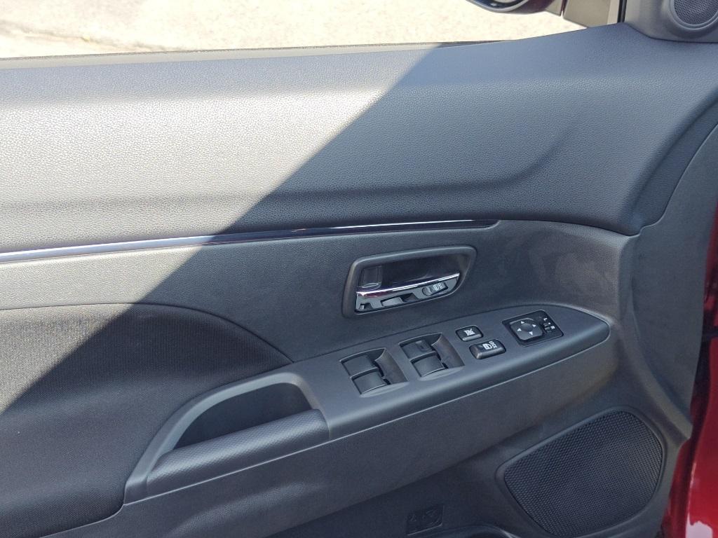 new 2025 Mitsubishi Outlander Sport car, priced at $25,190