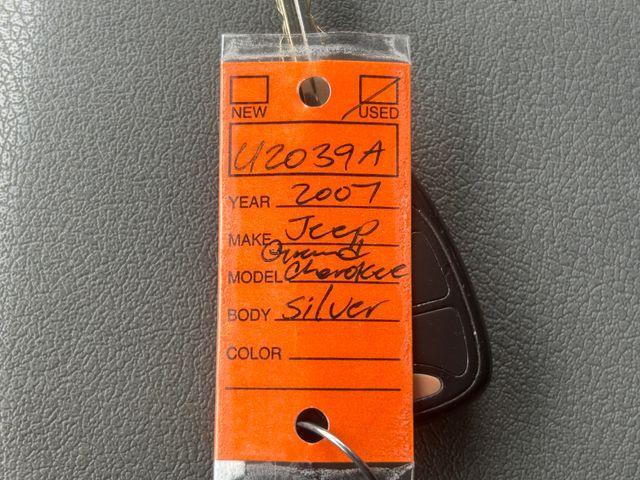 used 2007 Jeep Grand Cherokee car, priced at $3,495