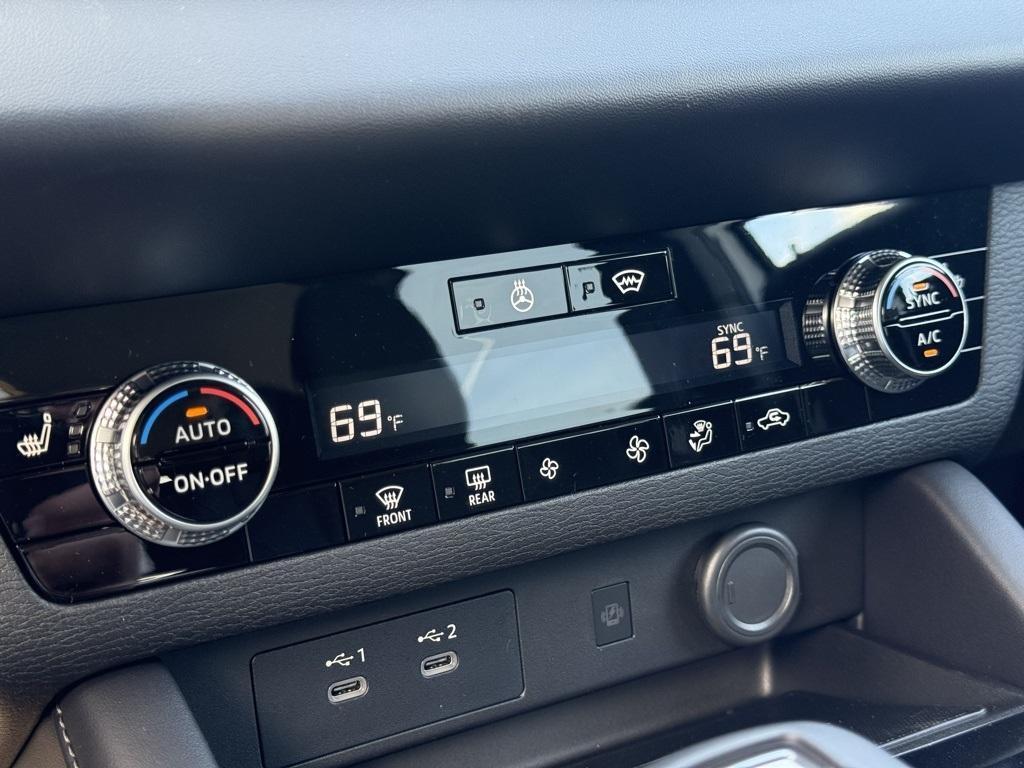 new 2026 Mitsubishi Outlander car, priced at $36,046