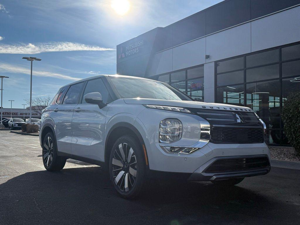 new 2026 Mitsubishi Outlander car, priced at $34,724