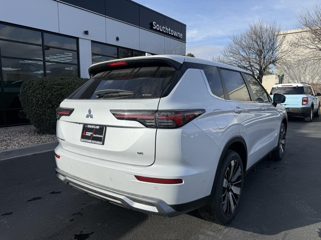 new 2026 Mitsubishi Outlander car, priced at $36,046