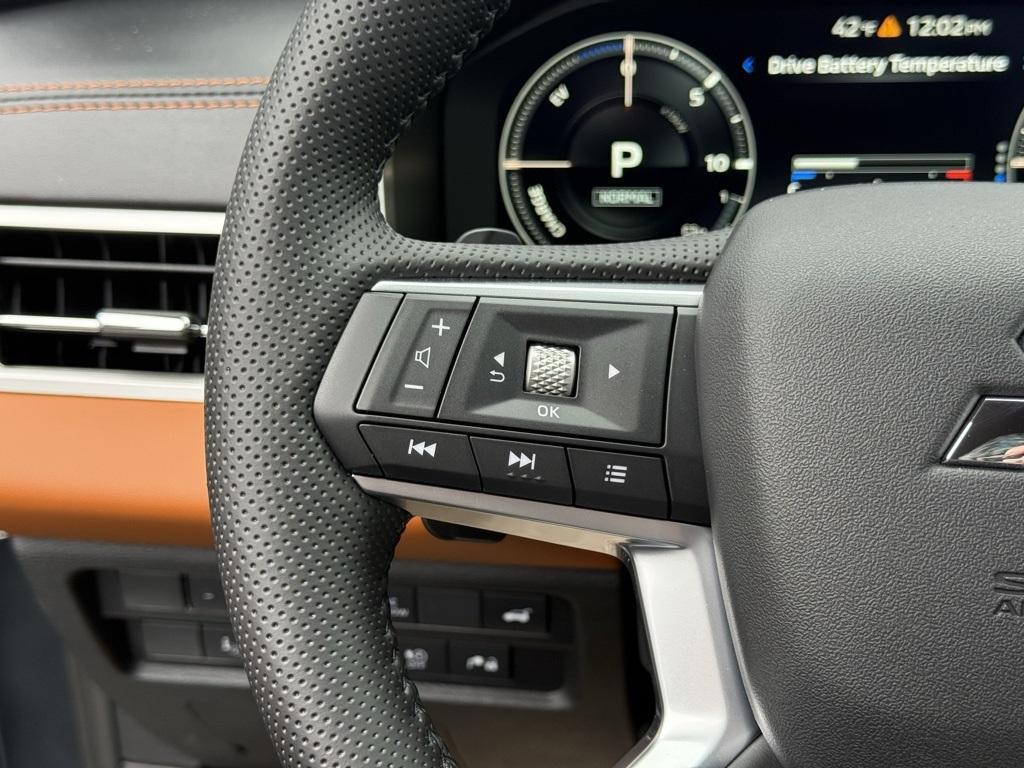 used 2025 Mitsubishi Outlander PHEV car, priced at $39,988