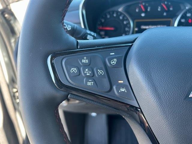 used 2024 Chevrolet Equinox car, priced at $27,888