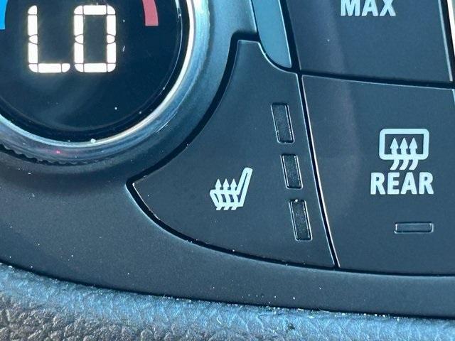 used 2024 Chevrolet Equinox car, priced at $27,888