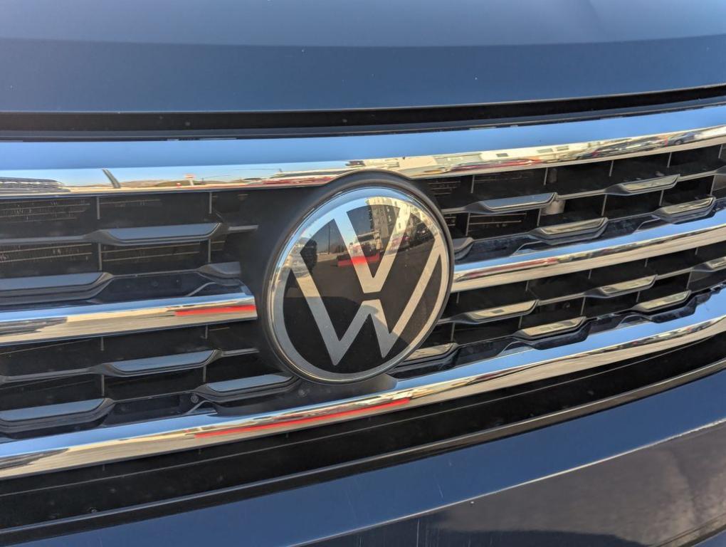 used 2021 Volkswagen Atlas car, priced at $18,488