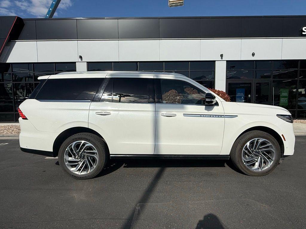 used 2025 Lincoln Navigator car, priced at $86,783