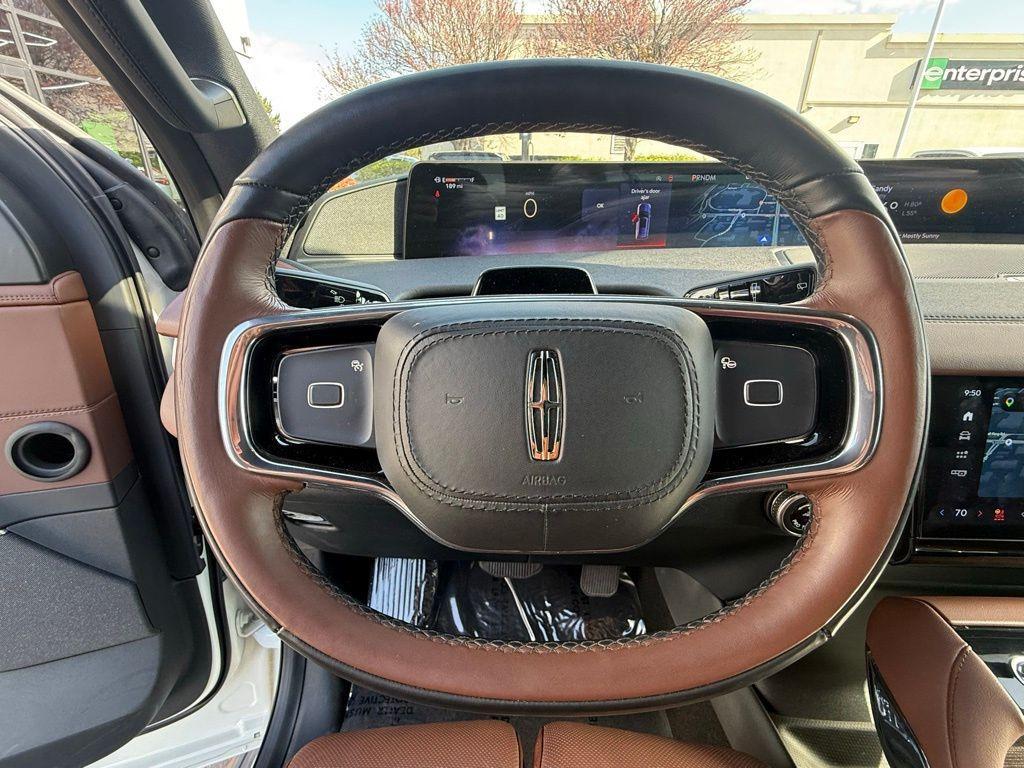 used 2025 Lincoln Navigator car, priced at $86,783