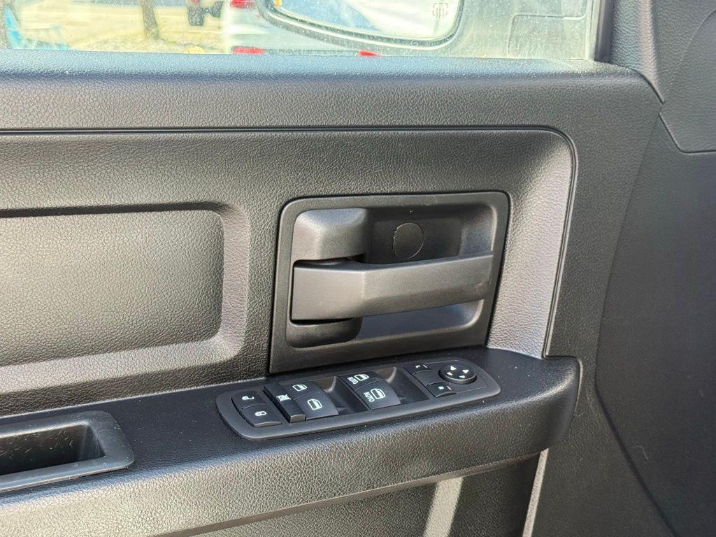 used 2022 Ram 1500 Classic car, priced at $21,552