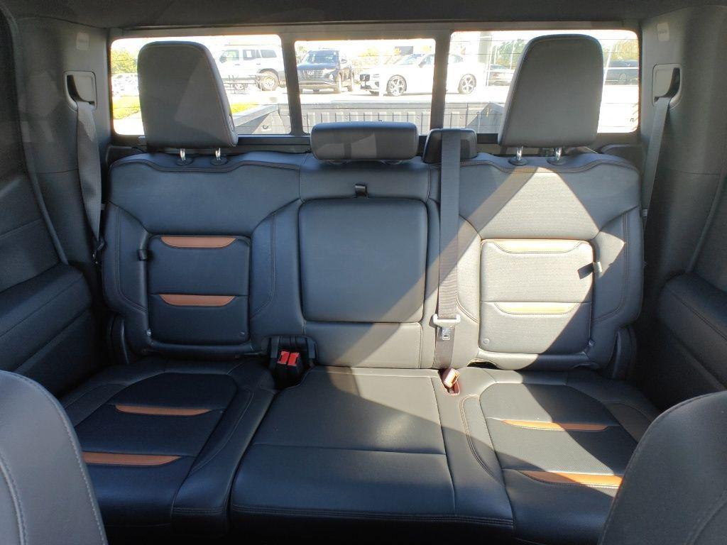 used 2020 GMC Sierra 1500 car, priced at $38,800