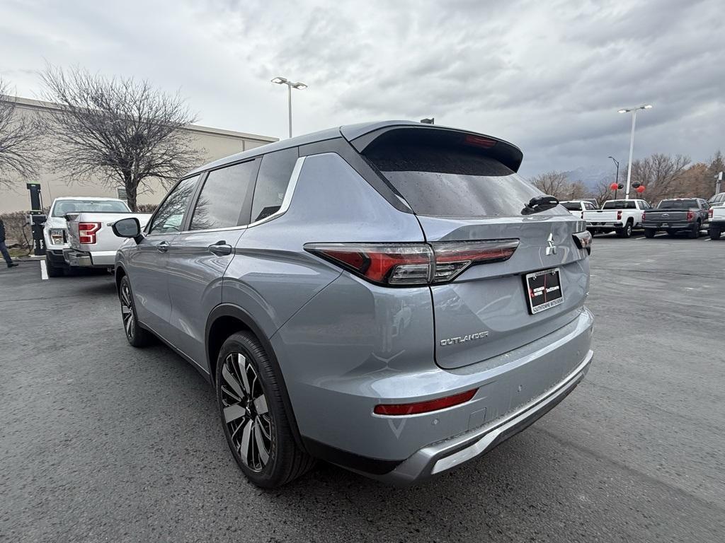 new 2026 Mitsubishi Outlander car, priced at $40,275
