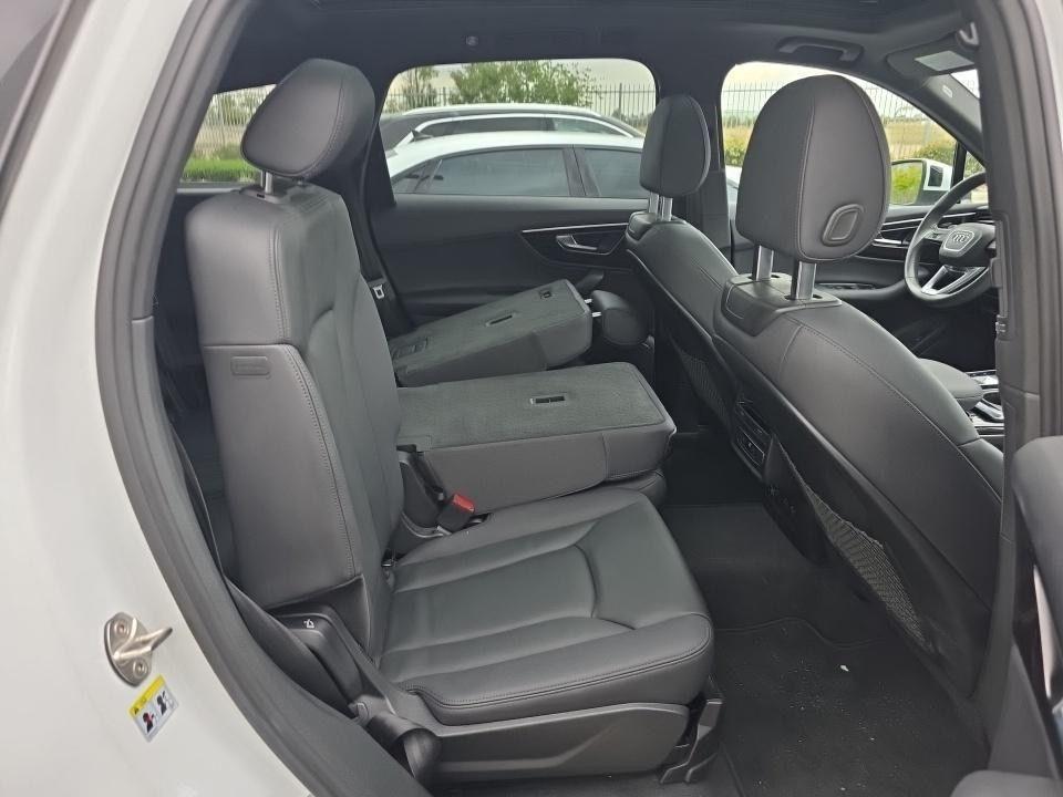 used 2023 Audi Q7 car, priced at $36,689