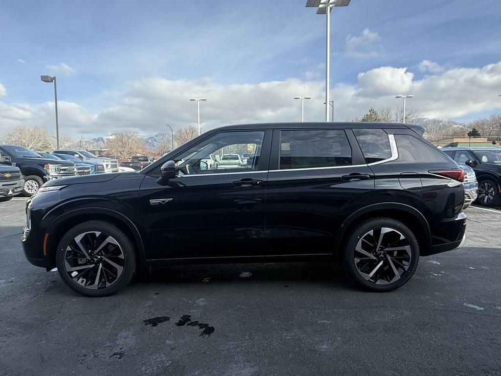 new 2025 Mitsubishi Outlander PHEV car, priced at $42,115