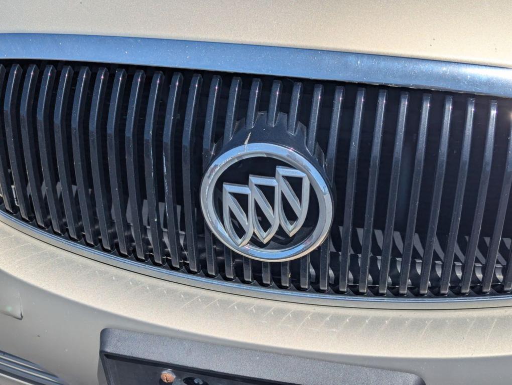 used 2007 Buick Lucerne car, priced at $5,427