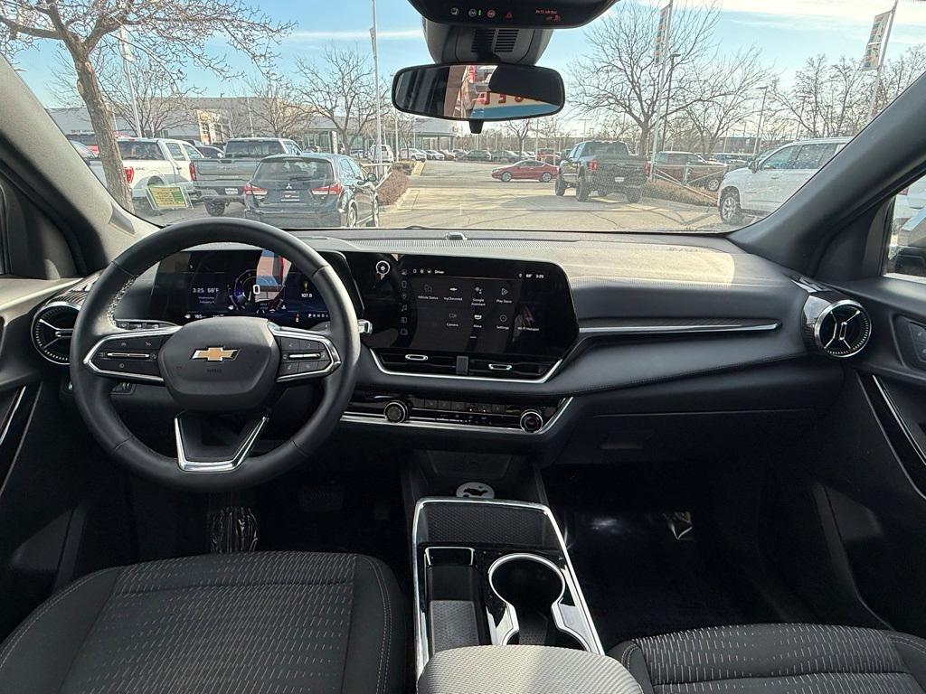 used 2025 Chevrolet Equinox car, priced at $26,011