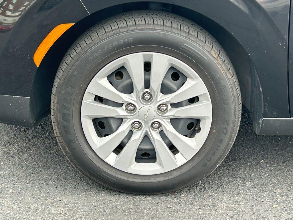 used 2022 Kia Soul car, priced at $14,888