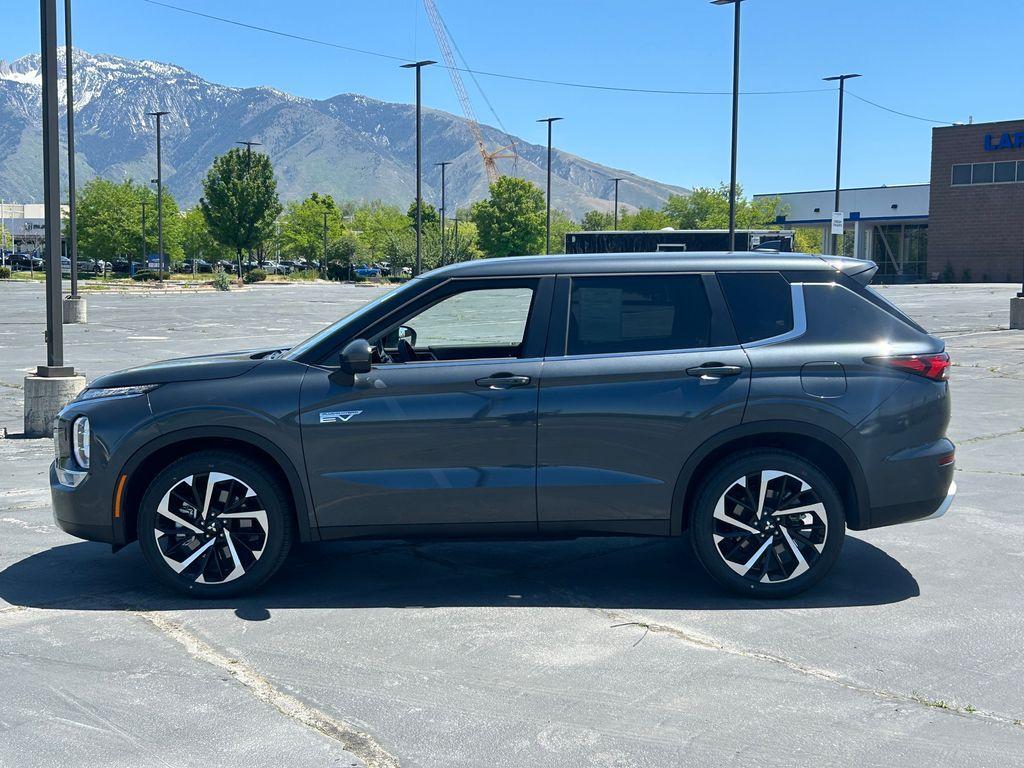 used 2025 Mitsubishi Outlander PHEV car, priced at $37,800
