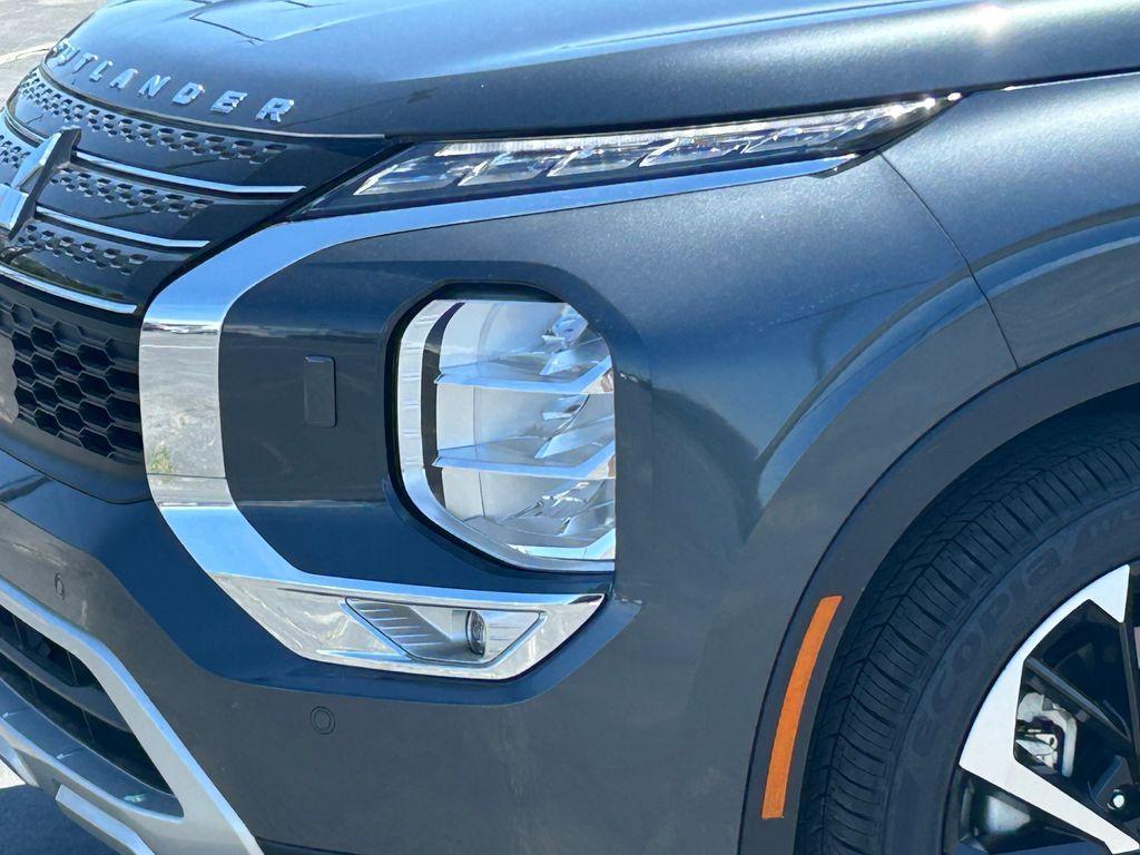 used 2025 Mitsubishi Outlander PHEV car, priced at $37,800