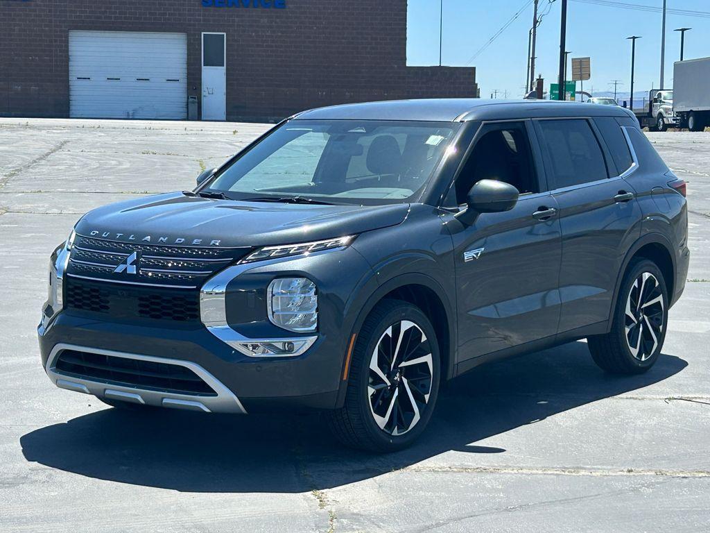 used 2025 Mitsubishi Outlander PHEV car, priced at $37,800