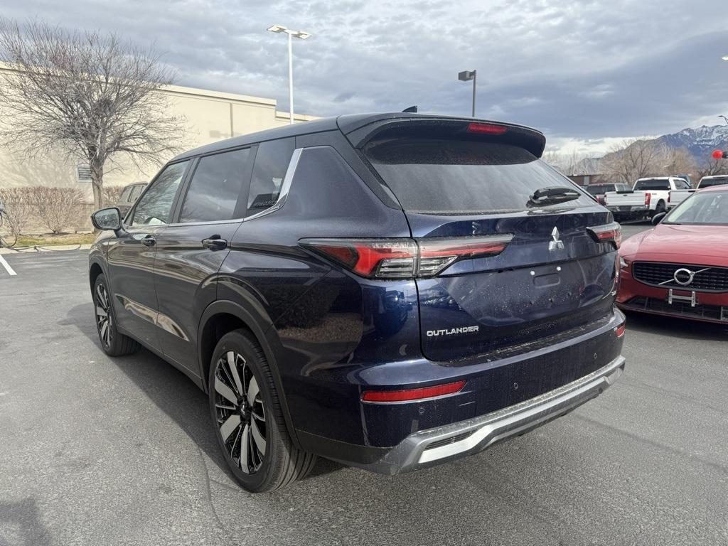 new 2026 Mitsubishi Outlander car, priced at $36,680