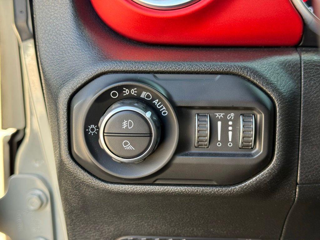used 2020 Jeep Gladiator car, priced at $37,781