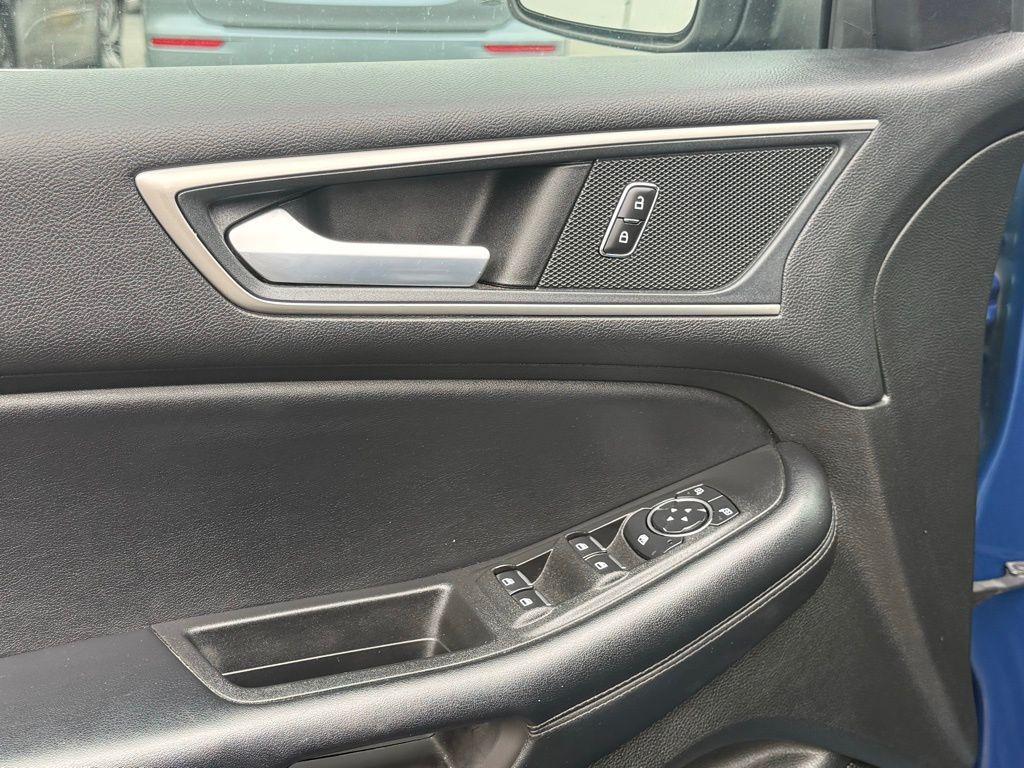 used 2023 Ford Edge car, priced at $24,483