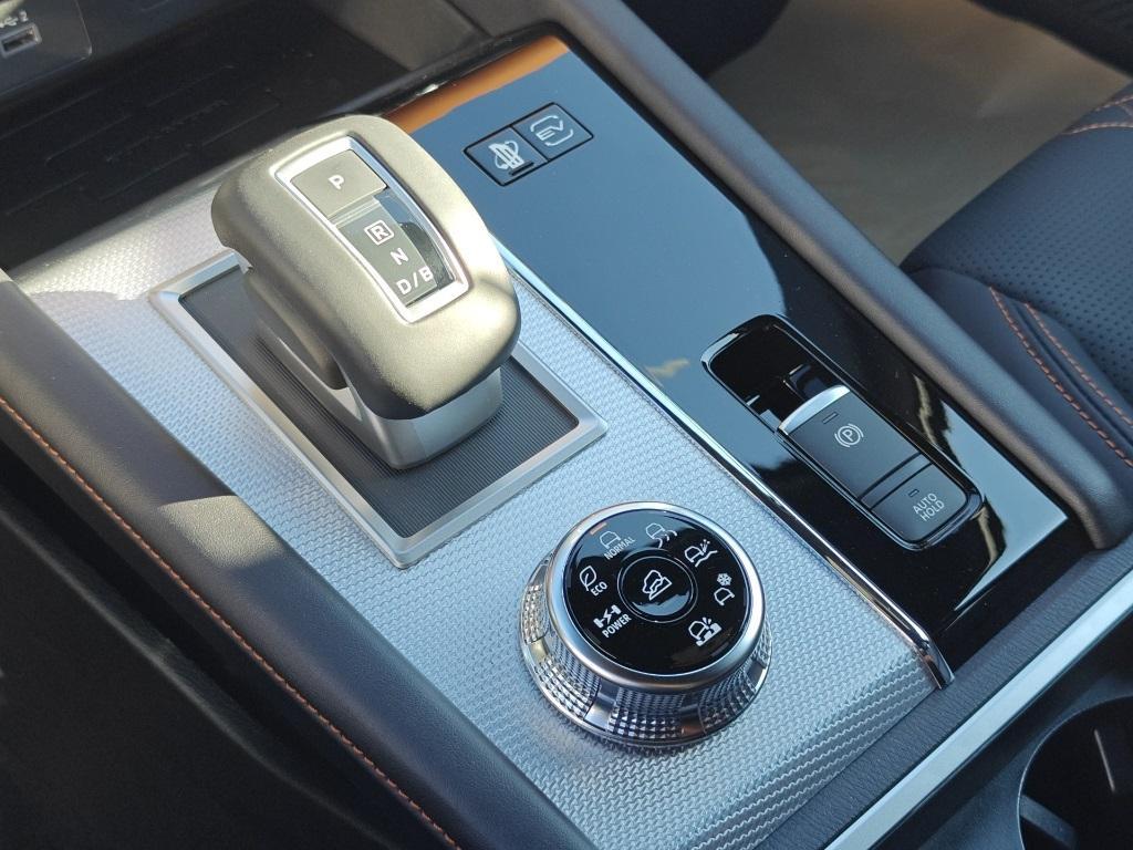 new 2025 Mitsubishi Outlander PHEV car, priced at $45,075